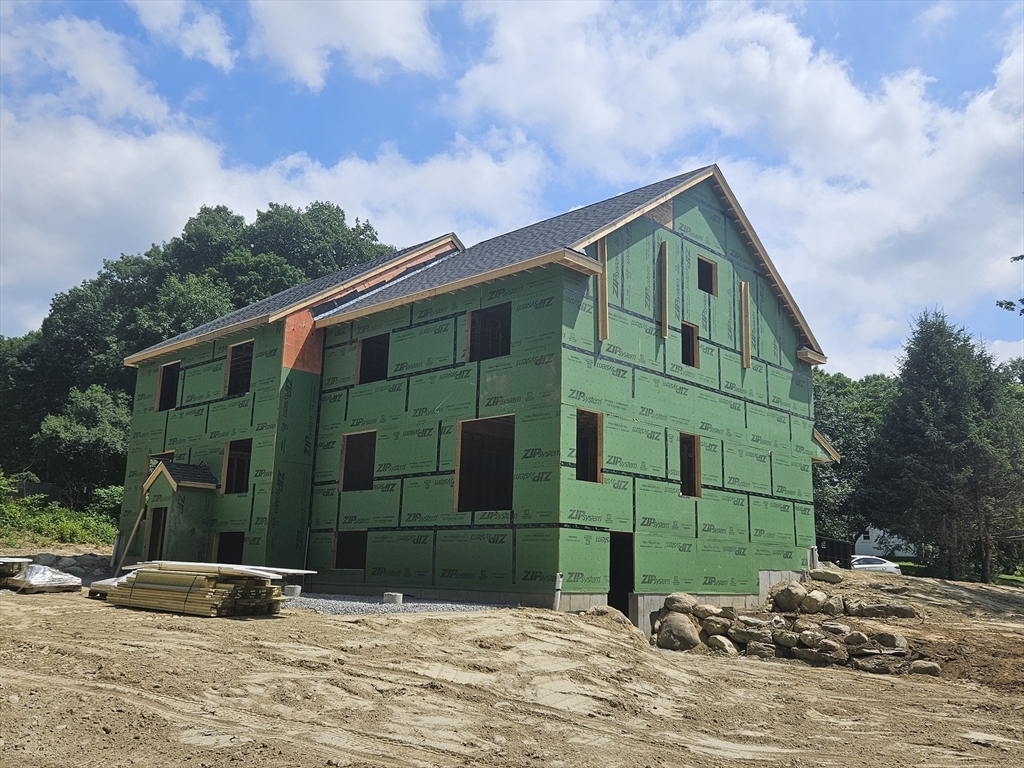 61-b Little Turnpike Road, Unit LEFT Shirley, MA 01464 - Photo 8 of 12 Gallery Image 8