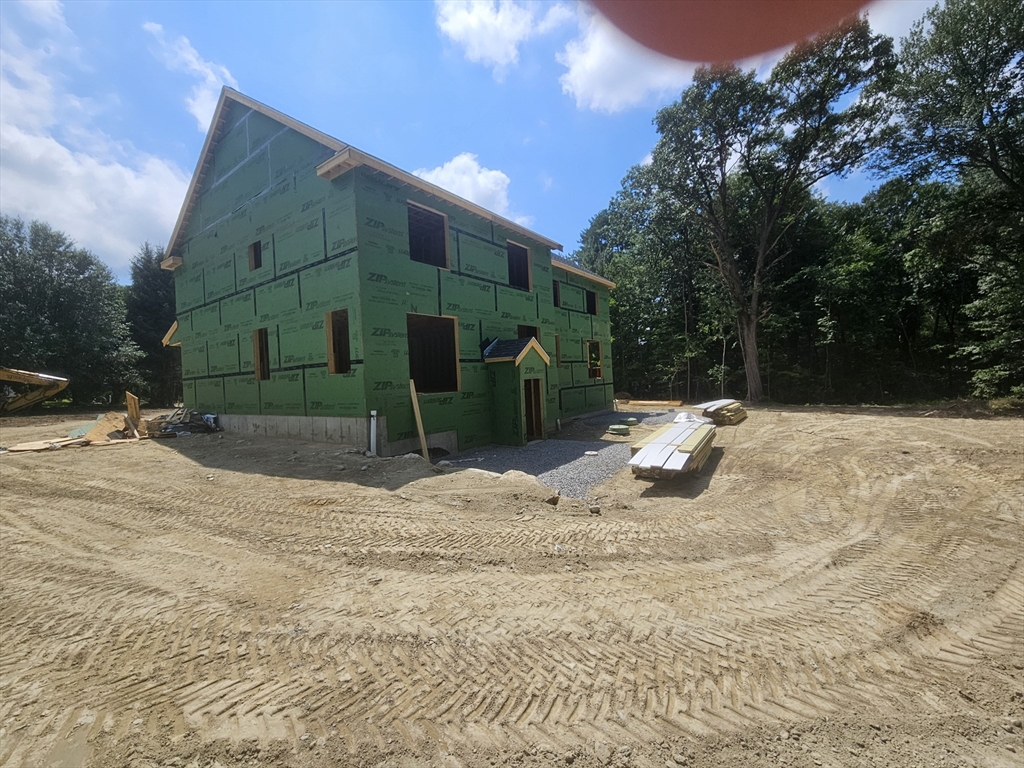 61-b Little Turnpike Road, Unit LEFT Shirley, MA 01464 - Photo 9 of 12 Gallery Image 9