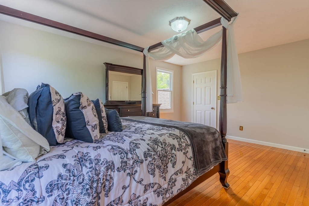 50 Autumn Road Wrentham, MA 02093 - Photo 25 of 40 Gallery Image 25