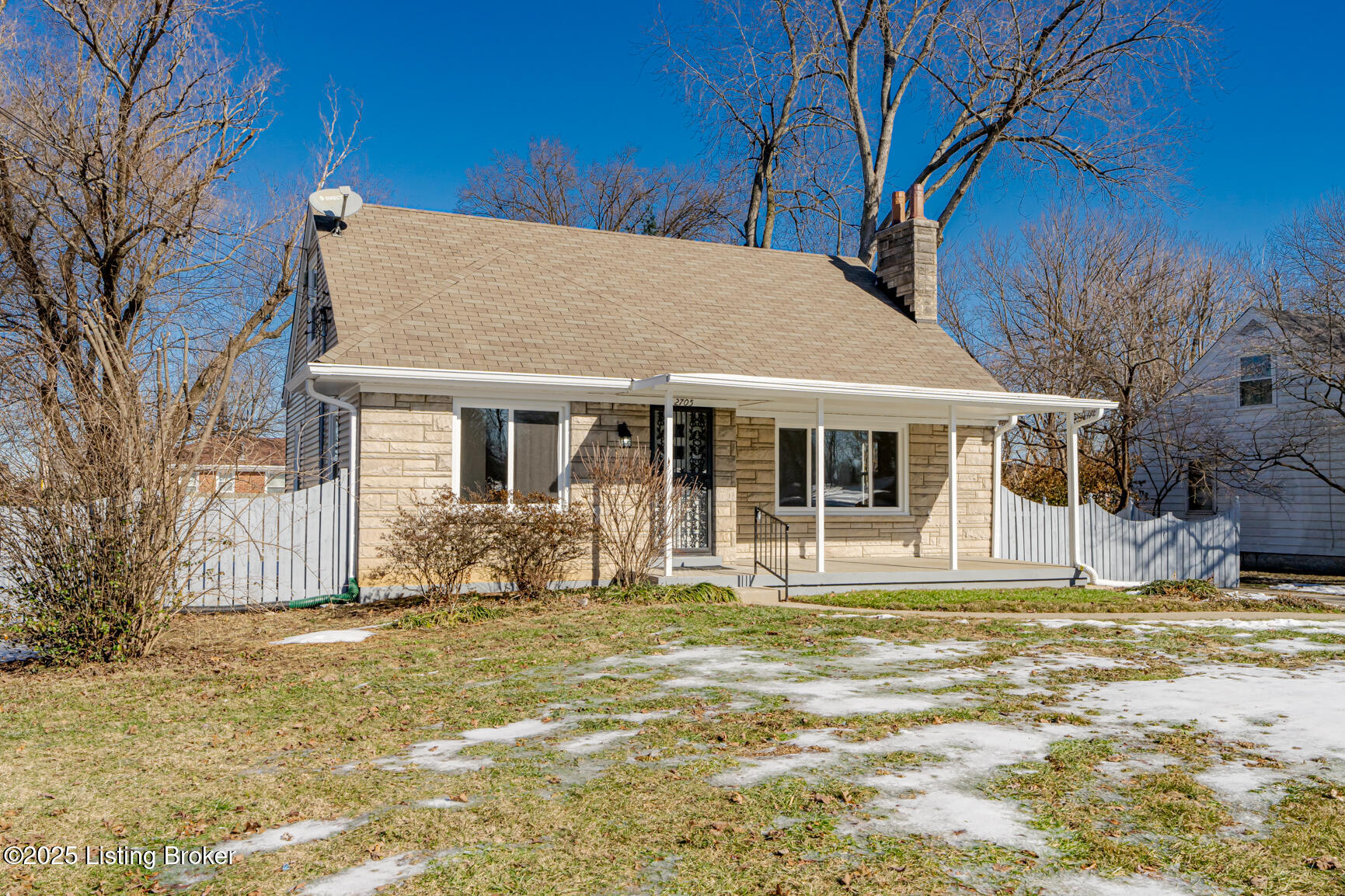 2705 Ralph Avenue Louisville, KY 40216 - Photo 2 of 30 Exterior