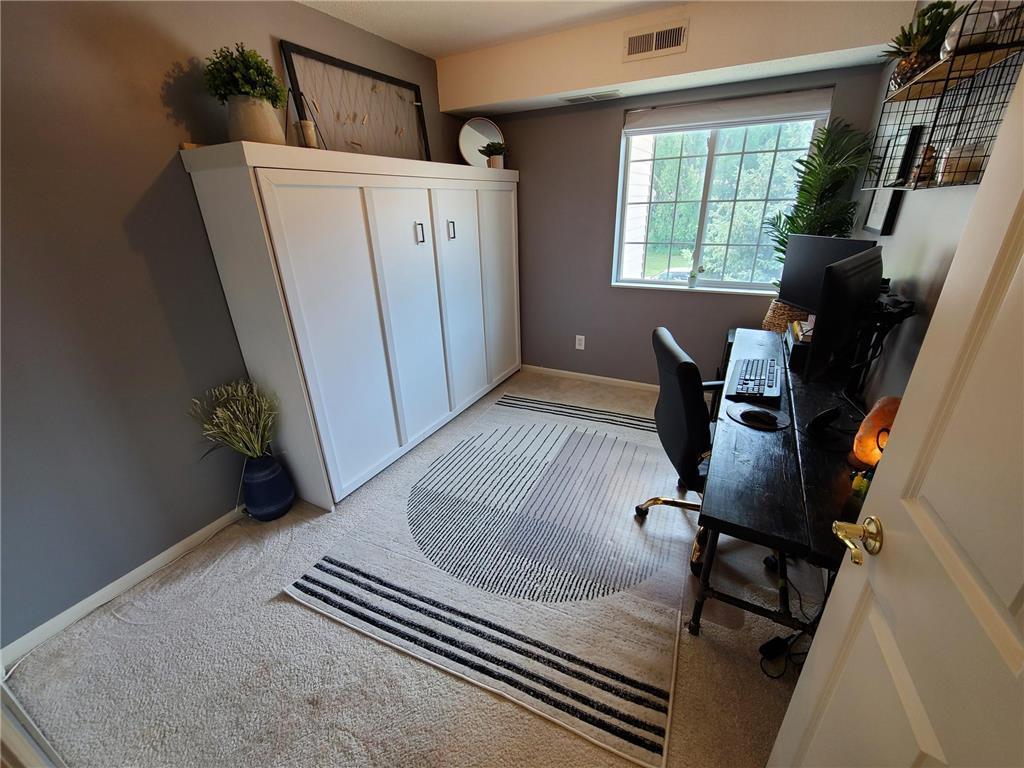 871 37th Avenue Northwest, Unit C Rochester, MN 55901 - Photo 11 of 20