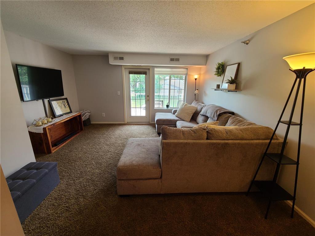871 37th Avenue Northwest, Unit C Rochester, MN 55901 - Photo 8 of 20