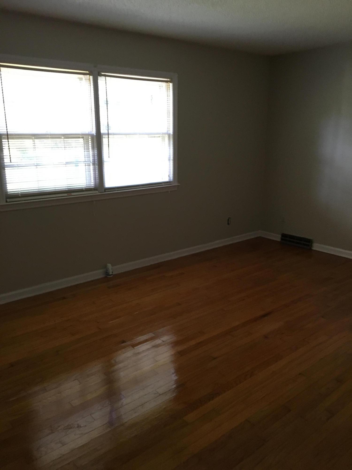 753 Tallwood Road Charleston, SC 29412 - Photo 8 of 12 Master bedroom