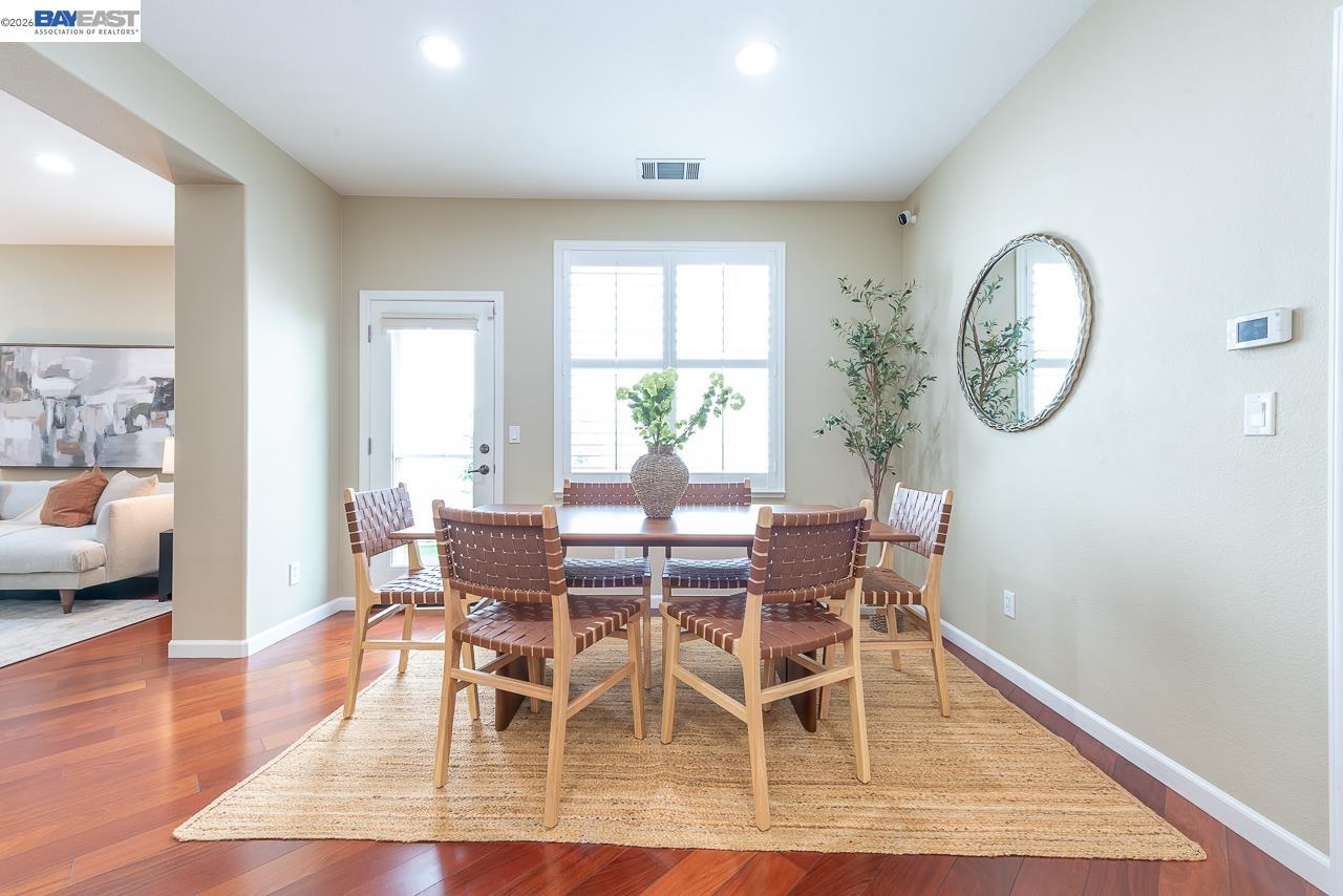 2527 Coldstream Way Hayward, CA 94545 - Photo 15 of 72