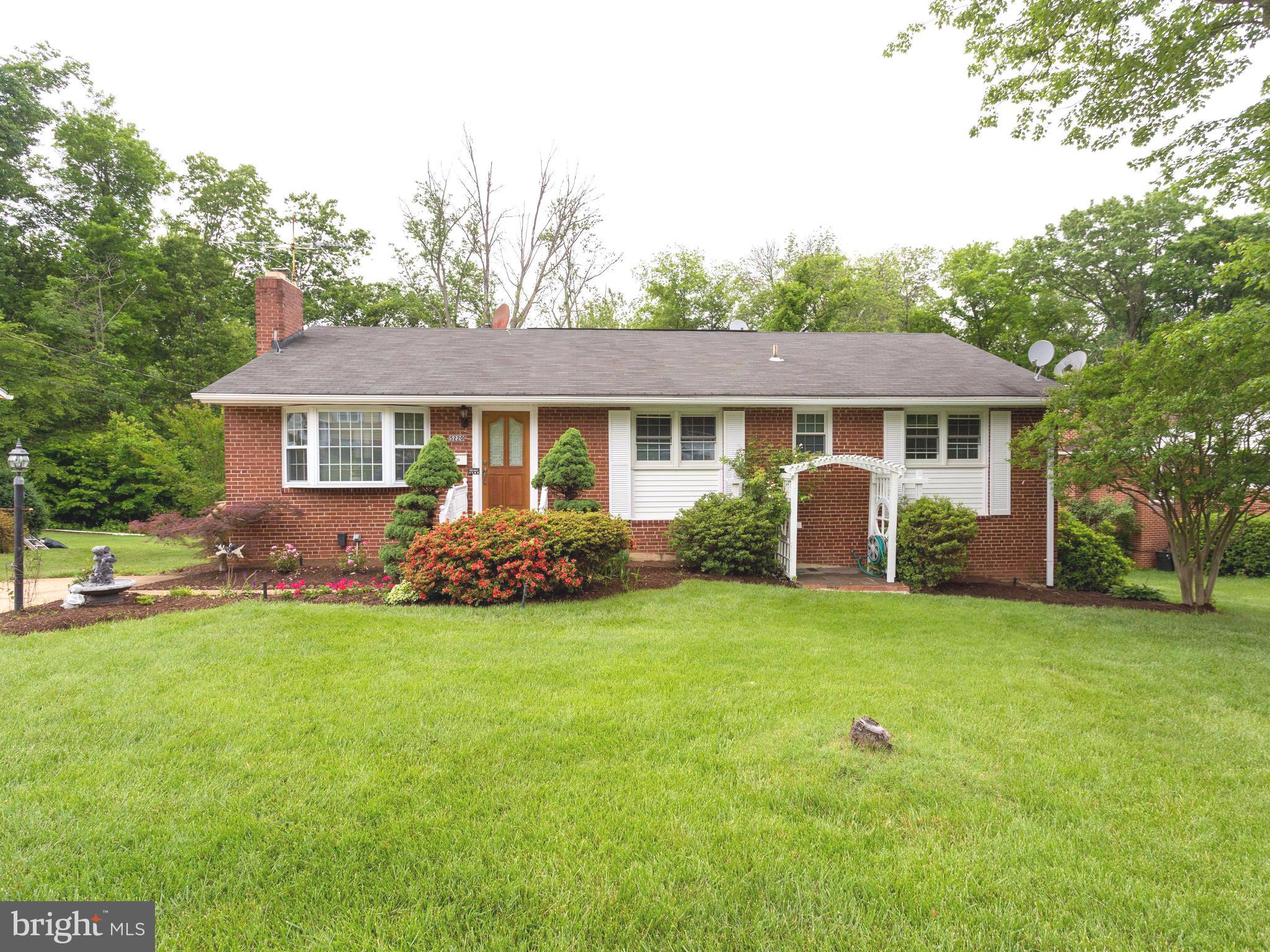 5220 Inverchapel Road Springfield, VA 22151 - Photo 1 of 30 Exterior (Front)