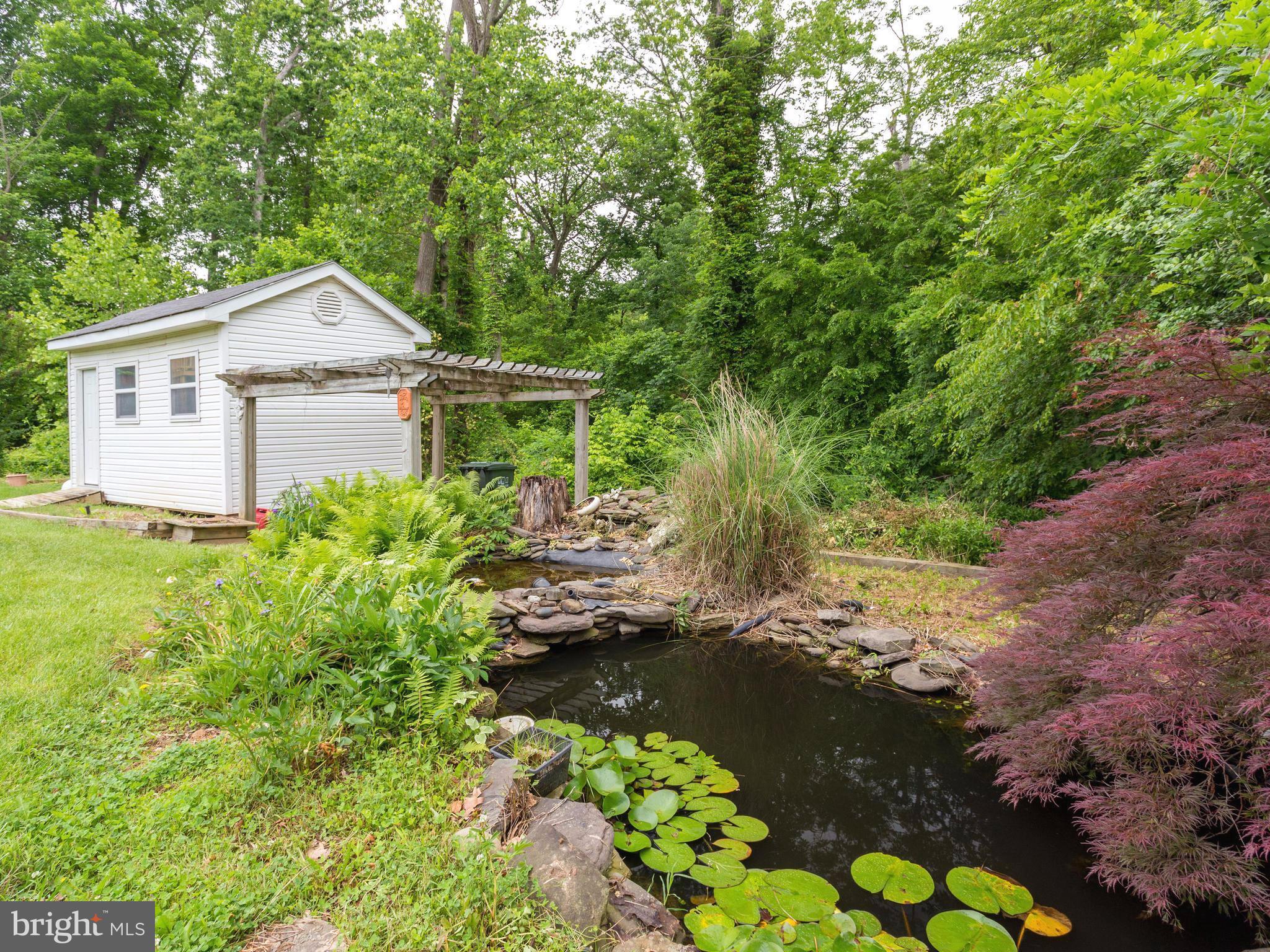 5220 Inverchapel Road Springfield, VA 22151 - Photo 29 of 30 Exterior (Rear)