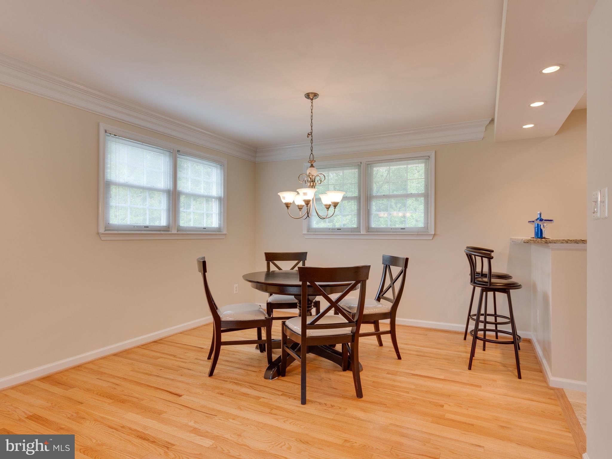 5220 Inverchapel Road Springfield, VA 22151 - Photo 5 of 30 Dining Room