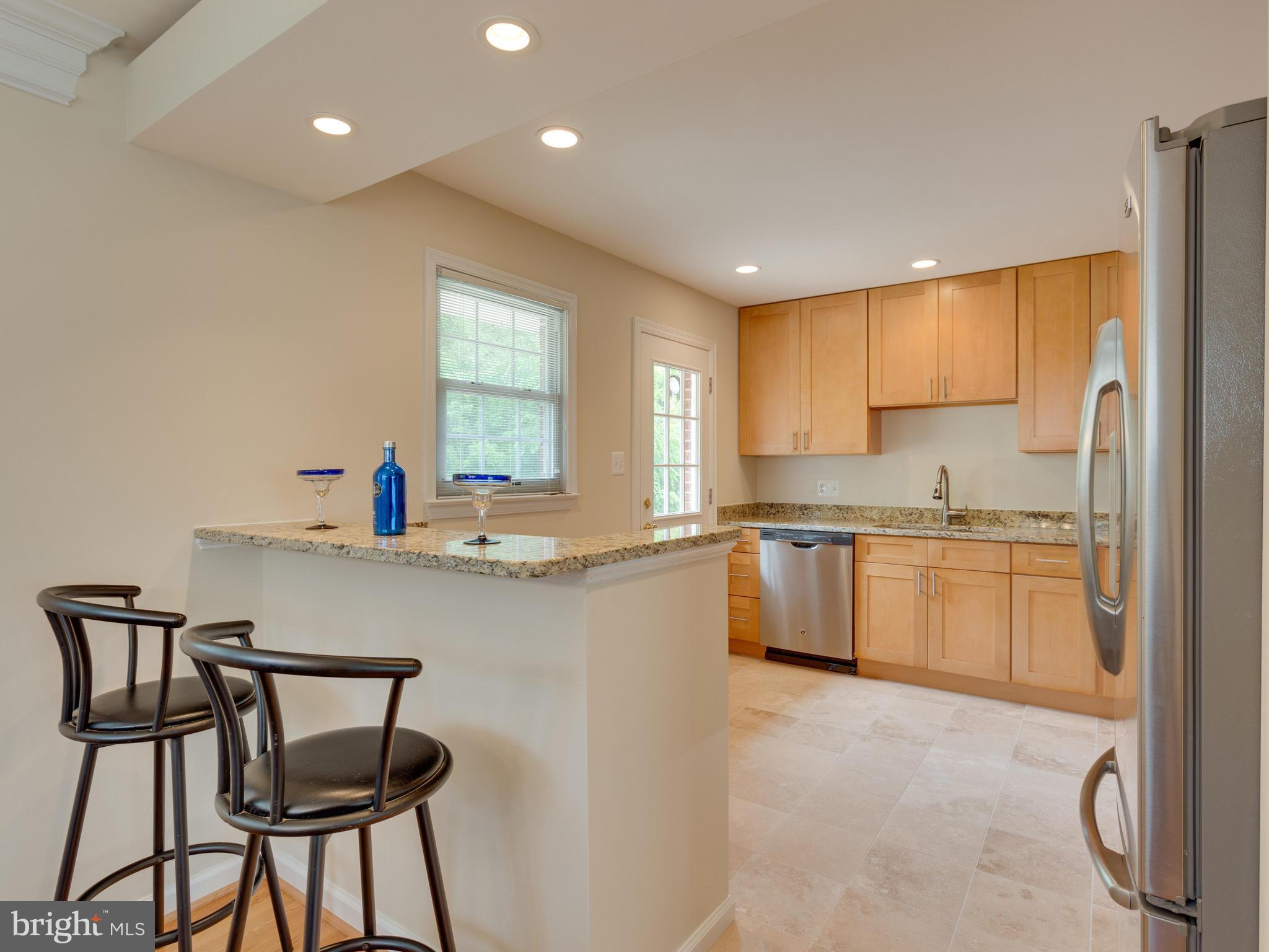 5220 Inverchapel Road Springfield, VA 22151 - Photo 6 of 30 Kitchen