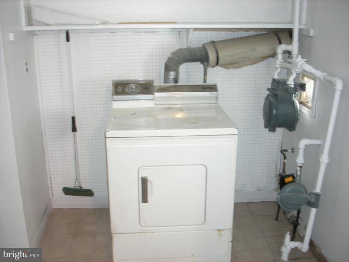 9323 Trout Road Philadelphia, PA 19115 - Photo 11 of 14 Laundry Room