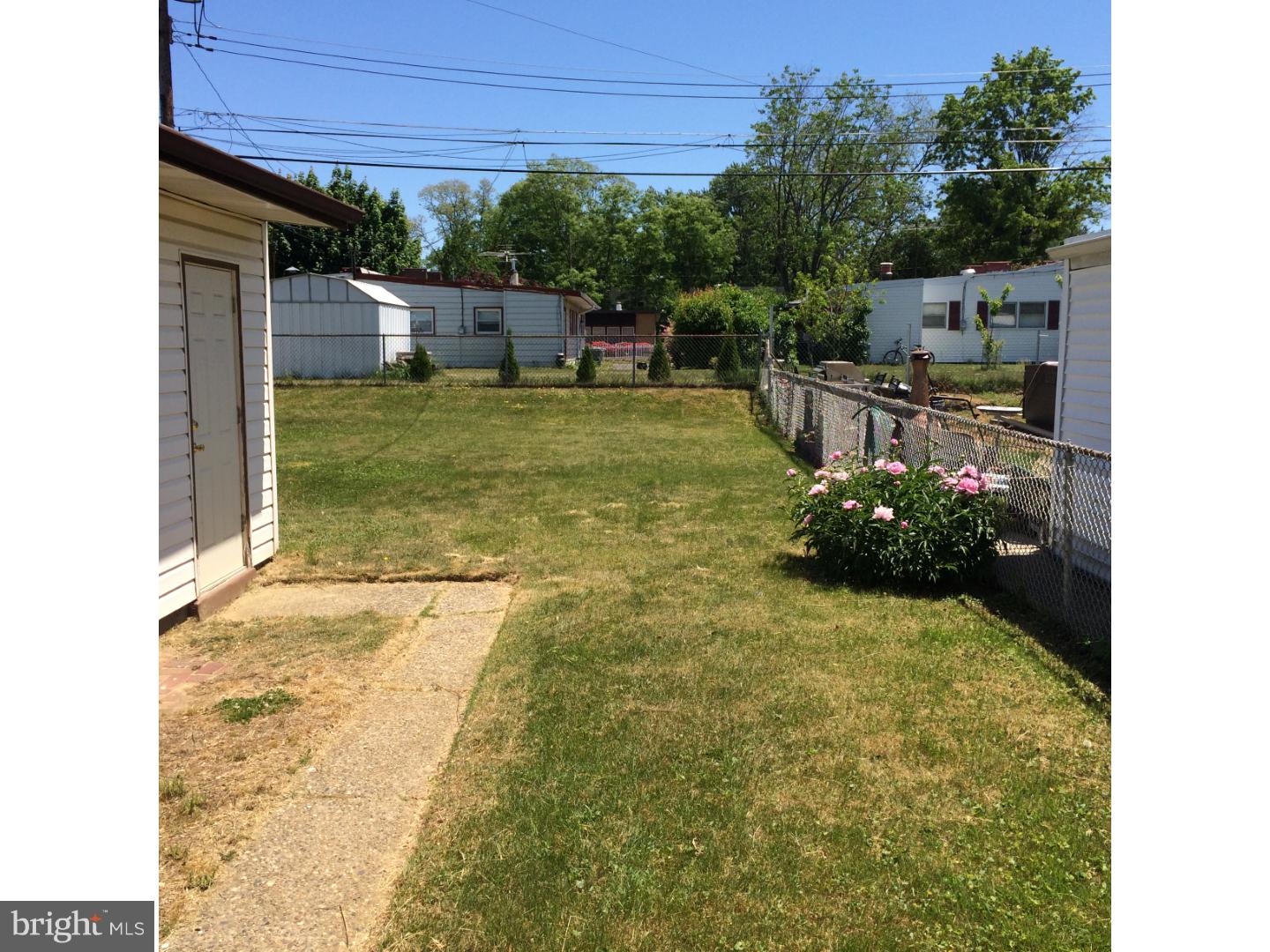9323 Trout Road Philadelphia, PA 19115 - Photo 12 of 14 Side Yard