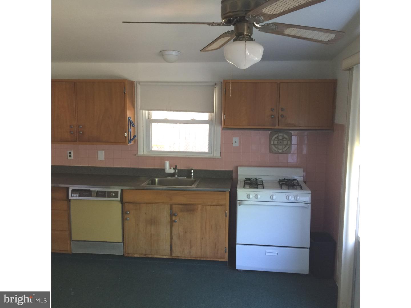 9323 Trout Road Philadelphia, PA 19115 - Photo 6 of 14 Kitchen