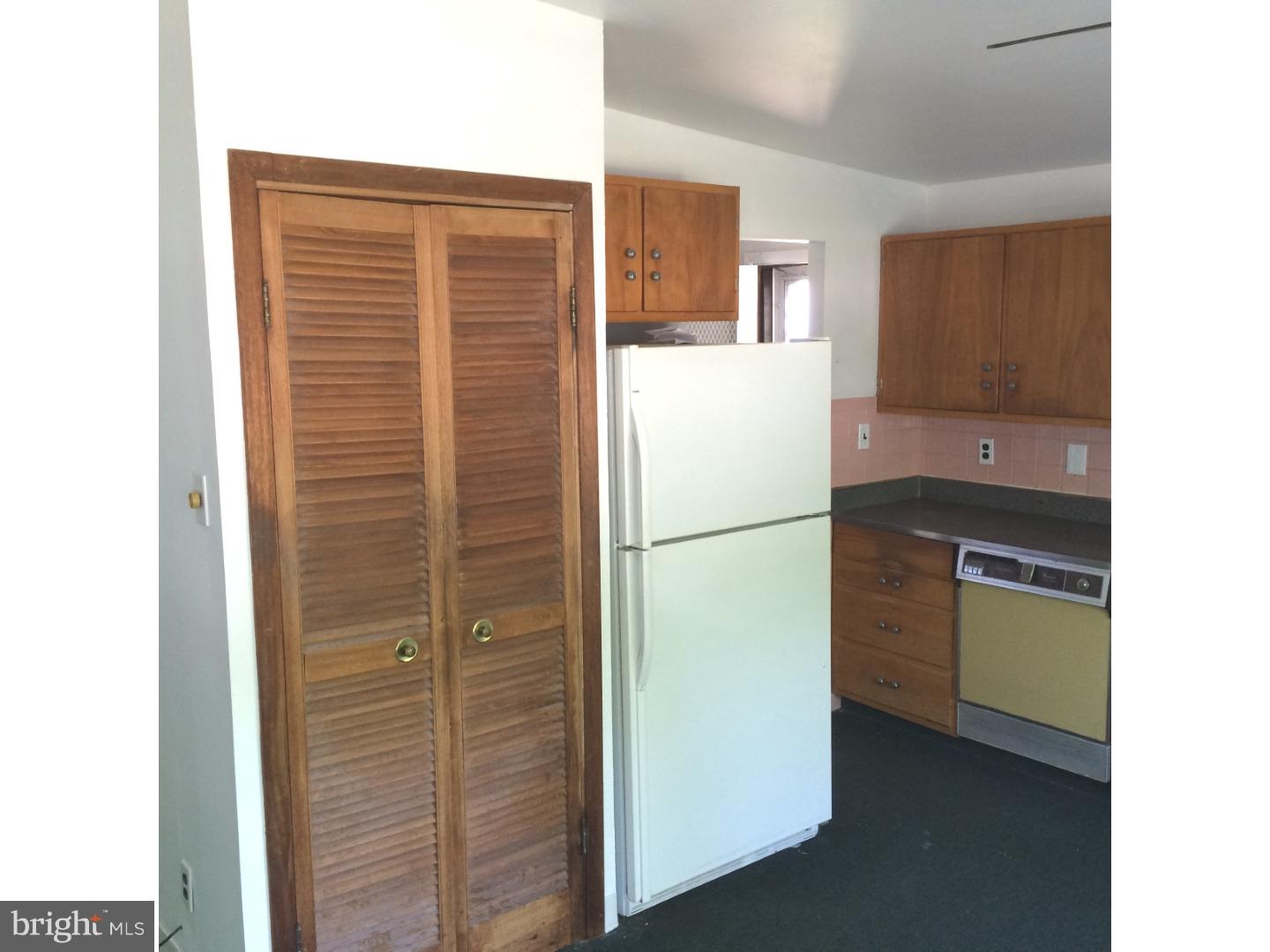 9323 Trout Road Philadelphia, PA 19115 - Photo 7 of 14 Kitchen