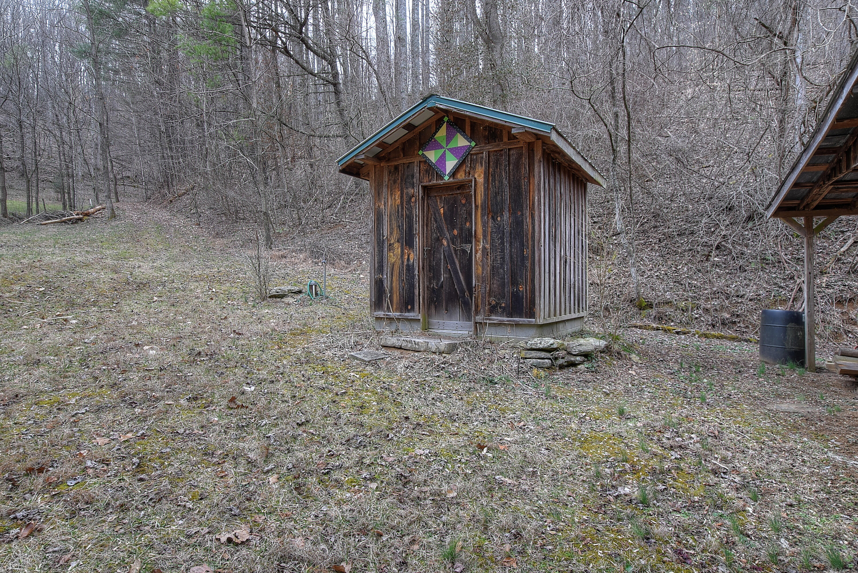 480 Coffee Ridge Road Erwin, TN 37650 - Photo 5 of 44 DSC_0688_89_90_91_92_93
