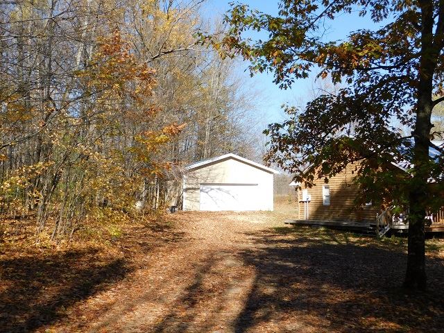 7107 Summit Road Northeast Kalkaska, MI 49646 - Photo 3 of 36 1854588-2.JPG