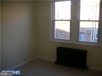 225 Sanford Road Upper Darby, PA 19082 - Photo 6 of 8 Bedroom - Main