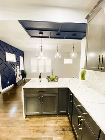 $449,000 | 949 North Lockwood Avenue, Chicago, IL 60651