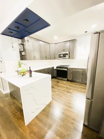 $449,000 | 949 North Lockwood Avenue, Chicago, IL 60651