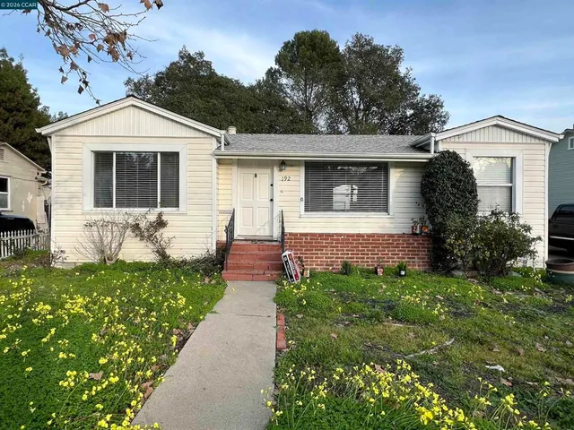 $2,600 | 192-192 Viewmont Avenue, Vallejo, CA 94590