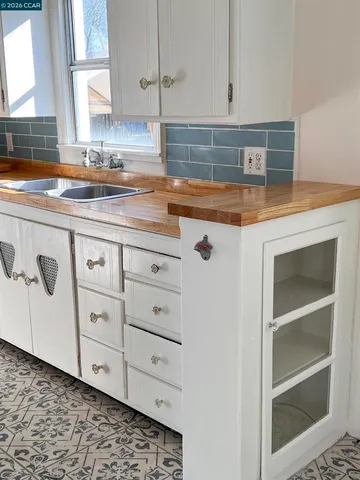 $2,600 | 192-192 Viewmont Avenue, Vallejo, CA 94590