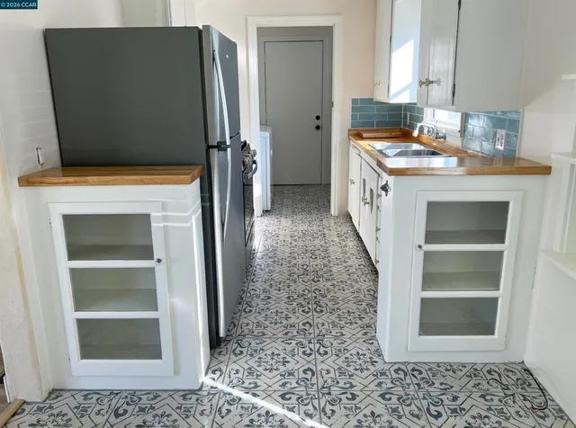 $2,600 | 192-192 Viewmont Avenue, Vallejo, CA 94590