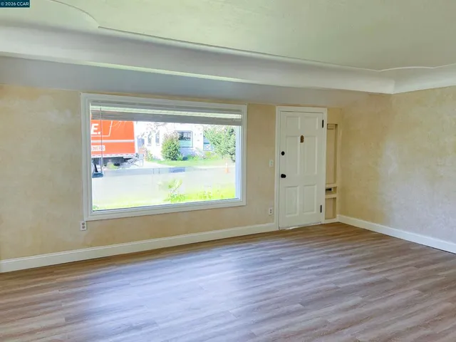 $2,600 | 192-192 Viewmont Avenue, Vallejo, CA 94590