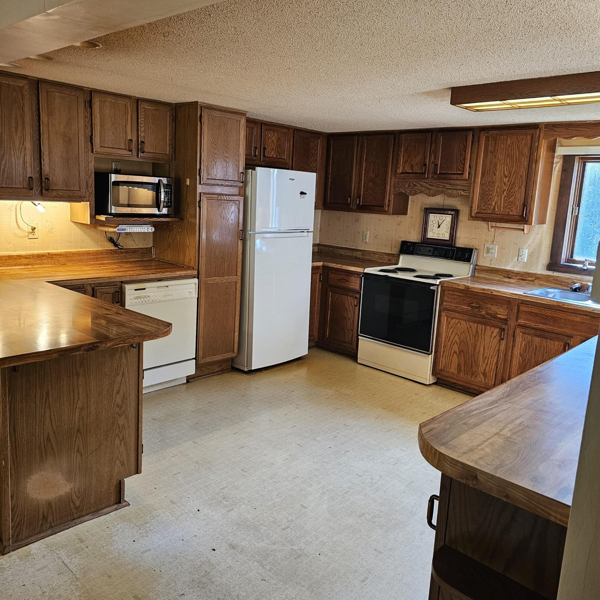 4535 River Bend Road Rhinelander, WI 54501 - Photo 5 of 21 Gallery Image 5