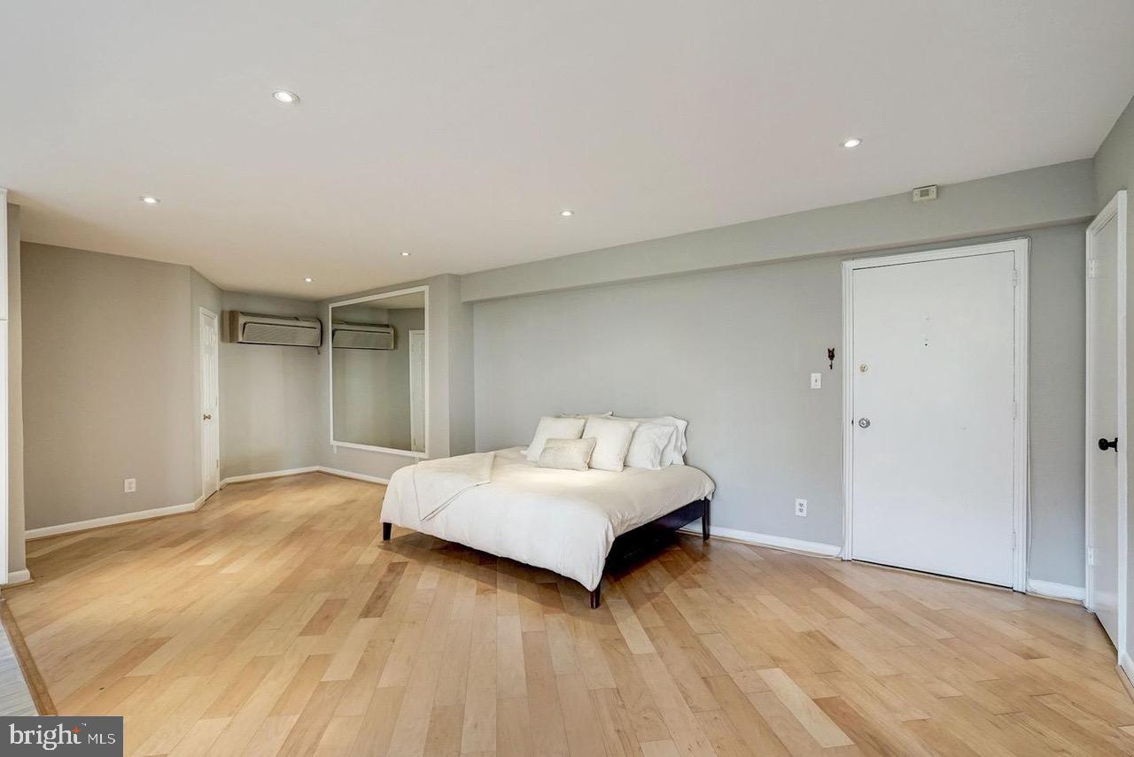 2500 Q Street Northwest, Unit 130 Washington, DC 20007 - Photo 4 of 19