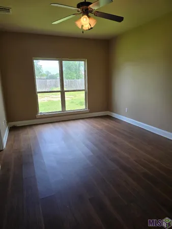 $299,900 | 14050 Serenity Cove Drive, Gonzales, LA 70737