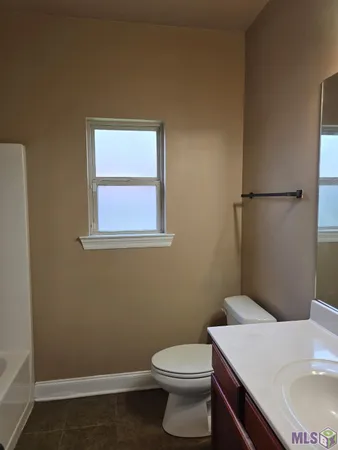 $299,900 | 14050 Serenity Cove Drive, Gonzales, LA 70737