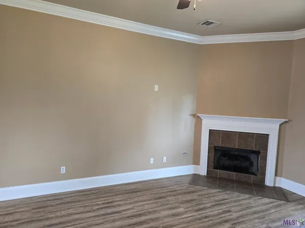 $299,900 | 14050 Serenity Cove Drive, Gonzales, LA 70737
