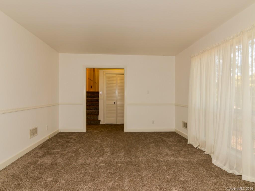 6701 Plott Road Charlotte, NC 28215 - Photo 8 of 19 Gallery Image 8
