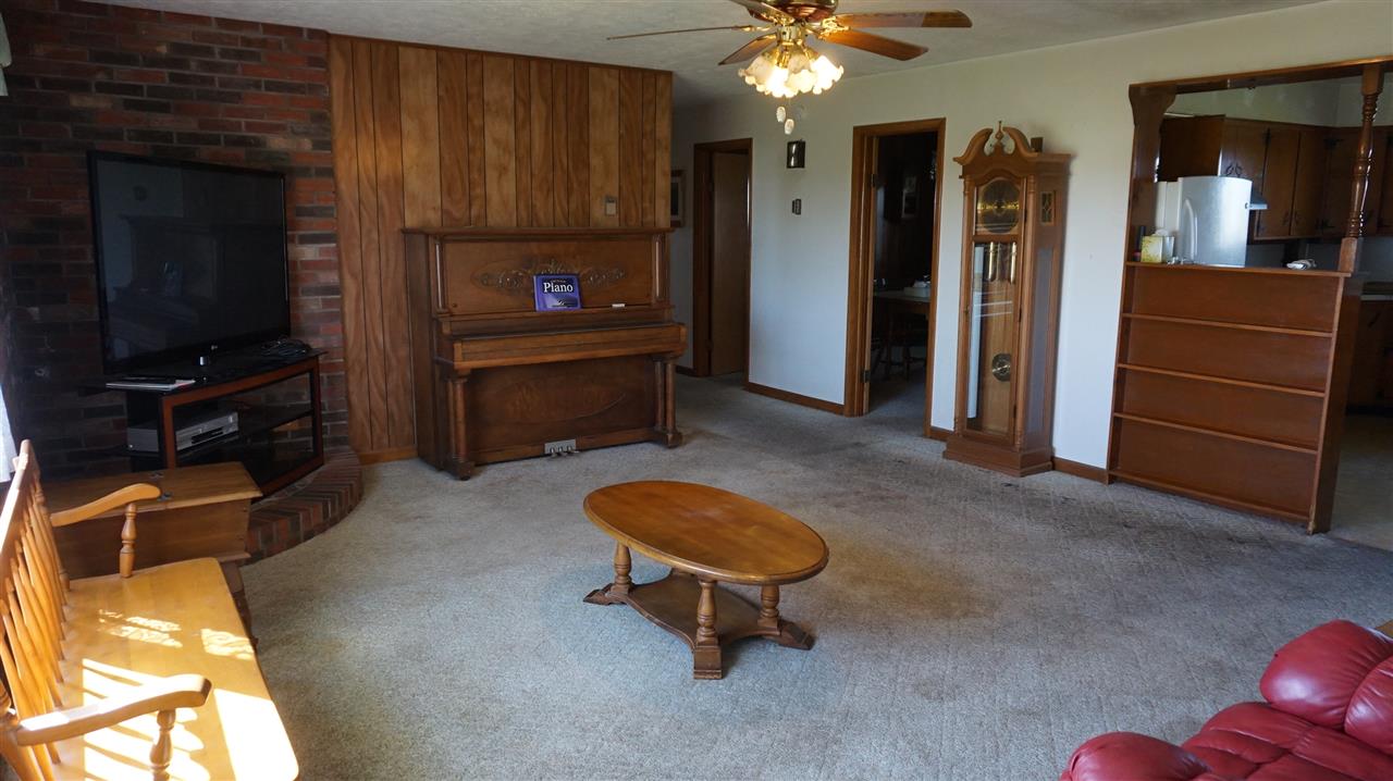 4305 West Walnut Ridge Road Salem, IN 47167 - Photo 2 of 22