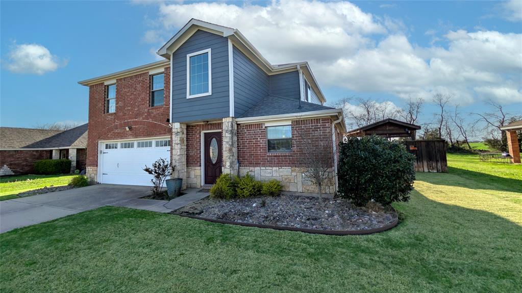 121 Sunset Lane Whitewright, TX 75491 - Photo 3 of 36