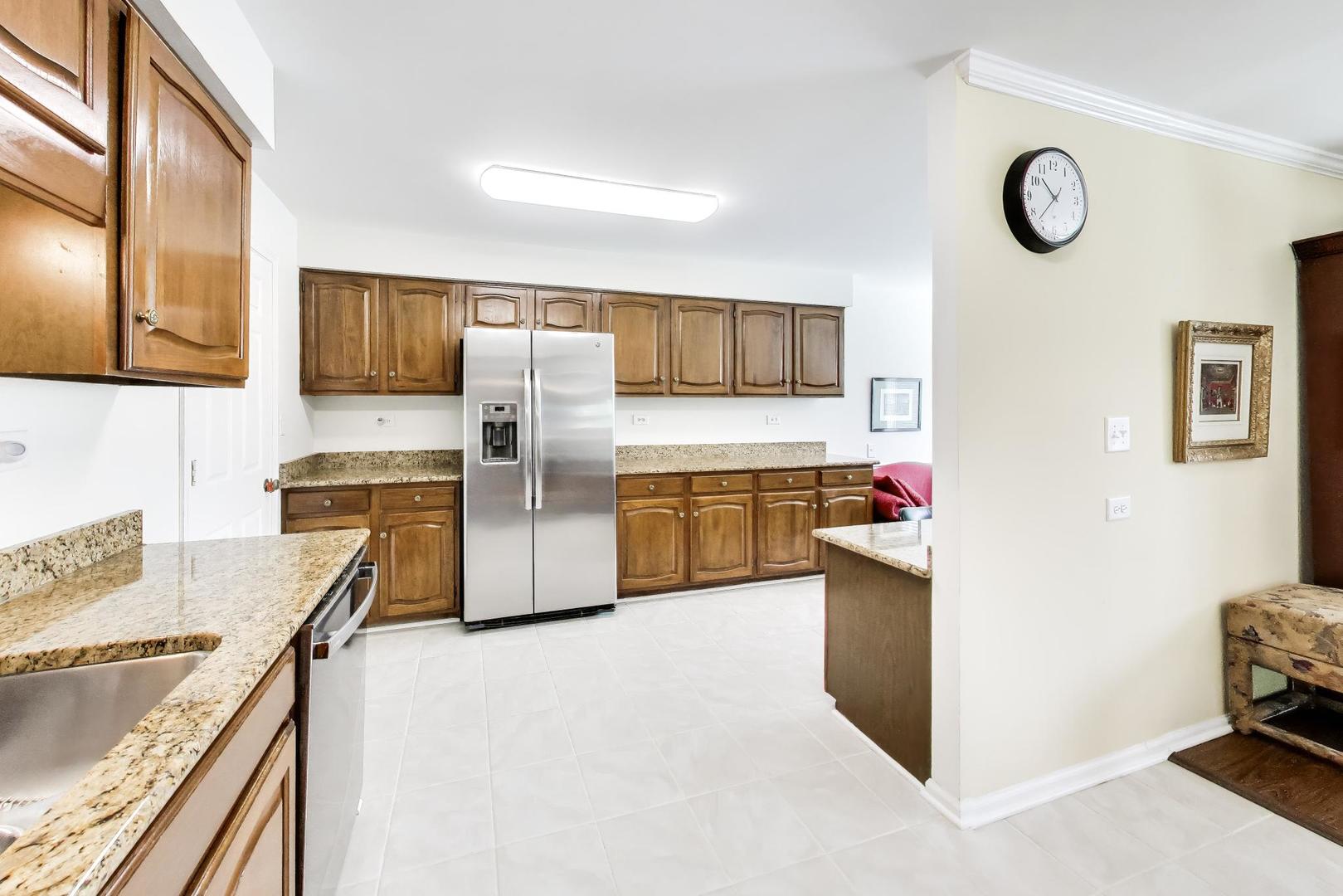 3860 Mission Hills Road, Unit 416 Northbrook, IL 60062 - Photo 13 of 30