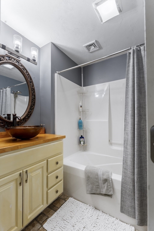 3076 County Street Dighton, MA 02715 - Photo 20 of 42