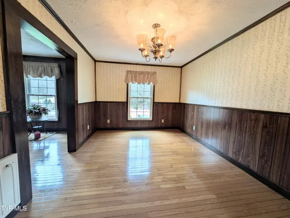 $350,000 | 218 7th Street Northeast, Norton, VA 24273