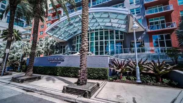 $5,250 | 1155 Brickell Bay Drive, Unit 3011, Miami, FL 33131