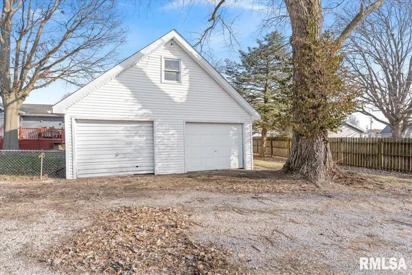 $110,000 | 521 Lincoln Street, Divernon, IL 62530