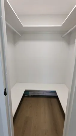 $2,300 | 501 Three Islands Boulevard, Unit 112, Hallandale Beach, FL 33009
