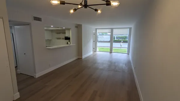 $2,300 | 501 Three Islands Boulevard, Unit 112, Hallandale Beach, FL 33009