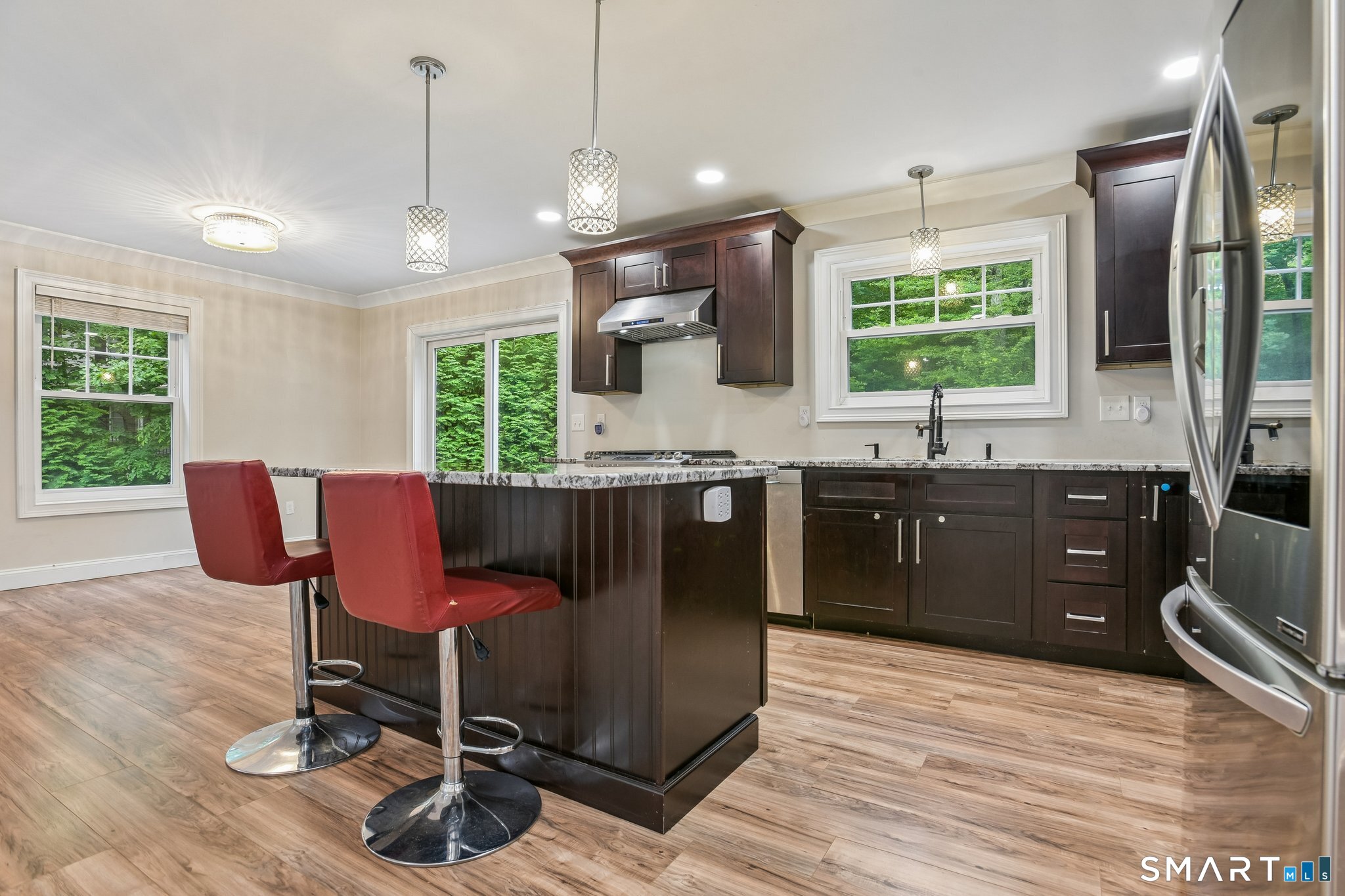 25 Spring Rock Road East Lyme, CT 06333 - Photo 10 of 38