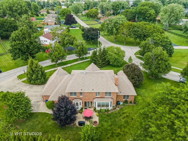 $1,199,999 | 1527 Lexington Circle, Schaumburg, IL 60173