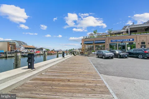 $690,000 | 5 Park Place, Unit 311, Annapolis, MD 21401