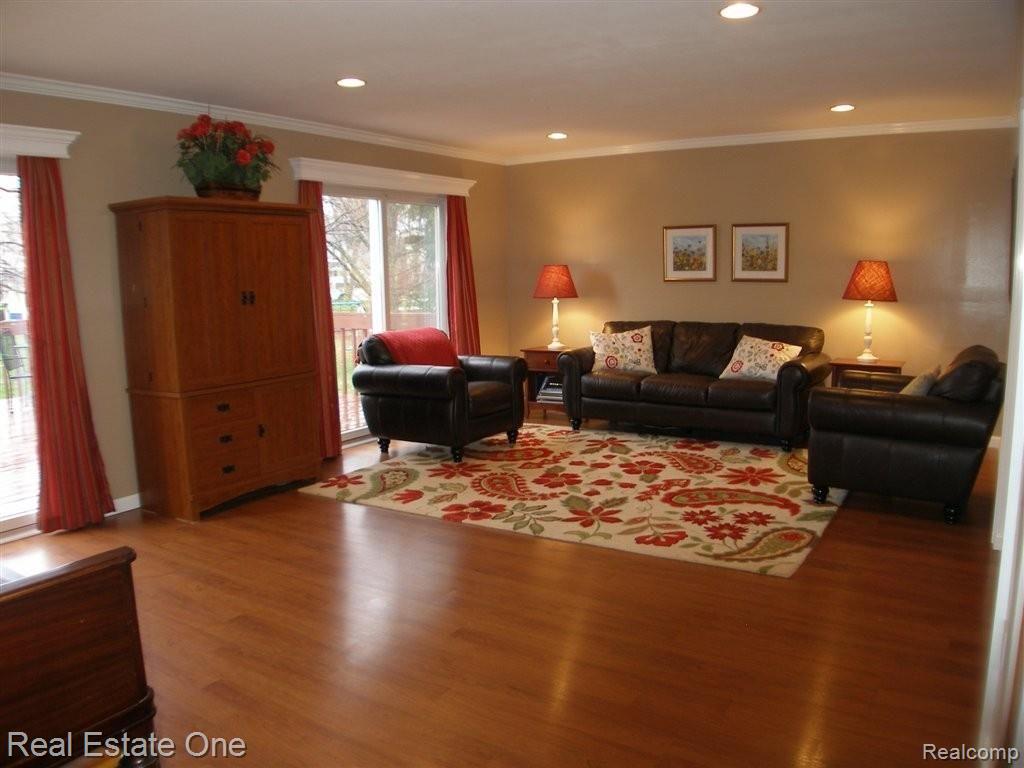 40340 Winfield Road Canton, MI 48188 - Photo 7 of 25 Great Room