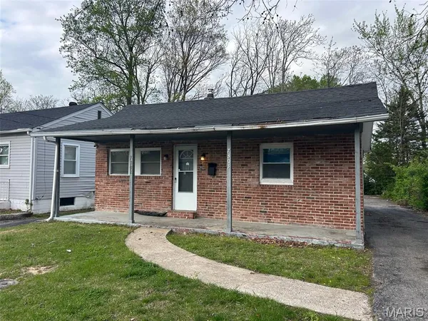 $59,000 | 7303 Harney Avenue, Jennings, MO 63136