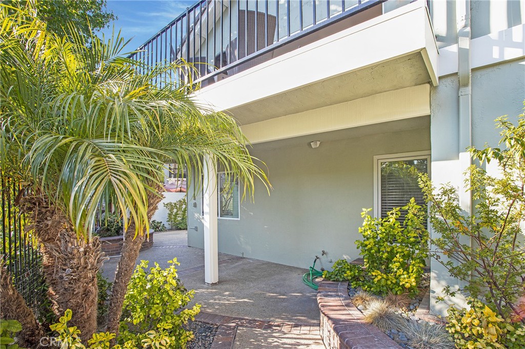 6265 Majorca Circle Long Beach, CA 90803 - Photo 30 of 38 a view of path along with potted plant