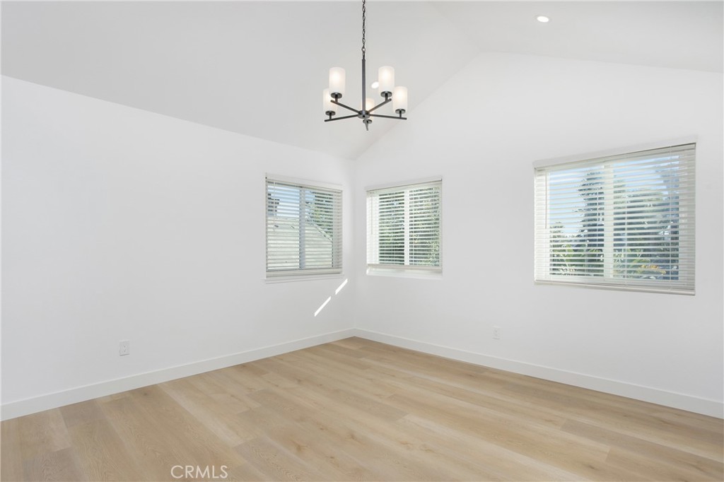 6265 Majorca Circle Long Beach, CA 90803 - Photo 7 of 38 a view of empty room with windows