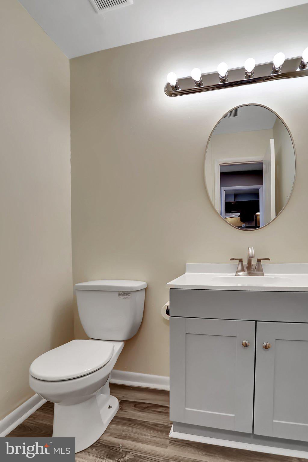 11930 Barrel Cooper Court Reston, VA 20191 - Photo 16 of 48 Gallery Image 16