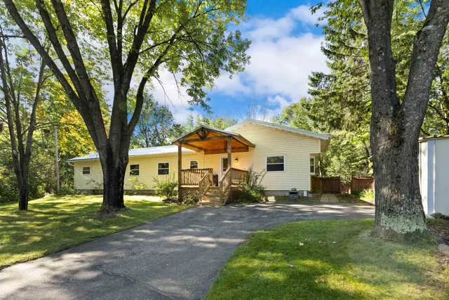 $253,000 | 743 Fiesta Drive, Nekoosa, WI 54457