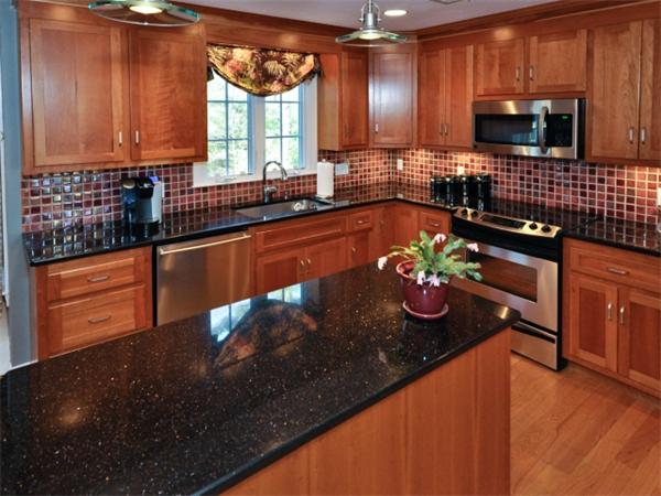 42 Barnstable Road Norfolk, MA 02056 - Photo 8 of 28 Gallery Image 8